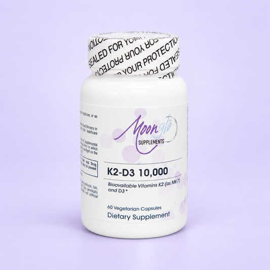 MoonGlo K2 D3 10,000 on a soft lavender background